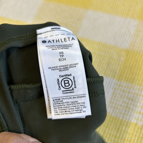 ATHLETA Delancey Straight Leg Pant Aspen Olive Green Athleisure Travel Sz  XS TP - Picture 6 of 11